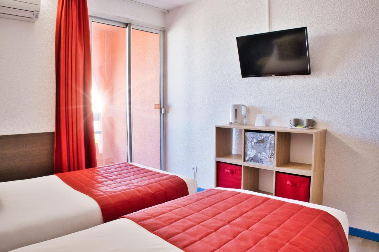 Cit'Hotel Des 2 Golfs Лёкат Экстерьер фото