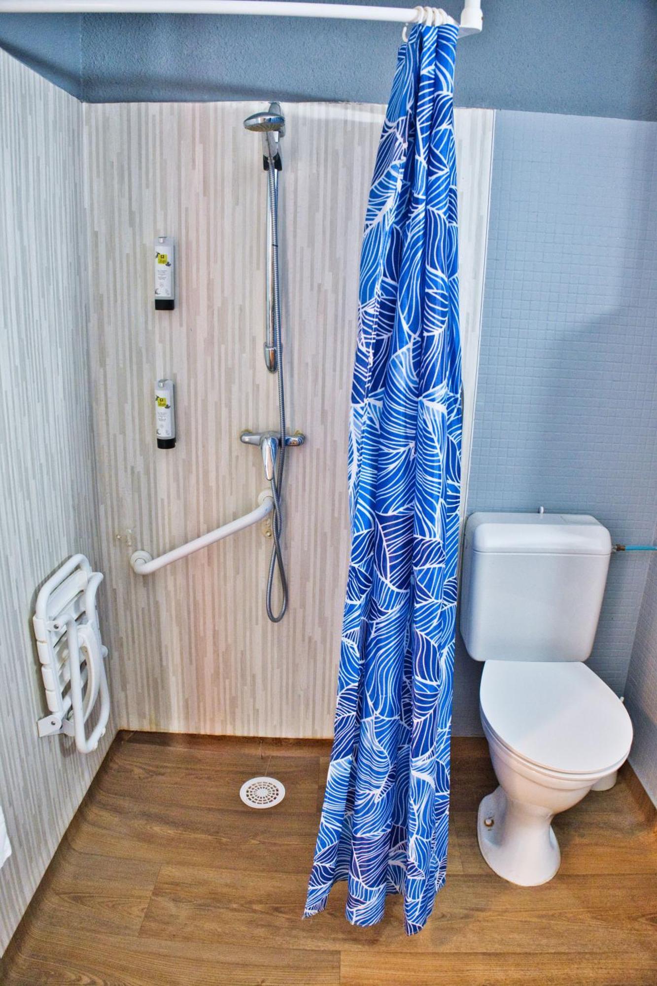 Cit'Hotel Des 2 Golfs Лёкат Номер фото